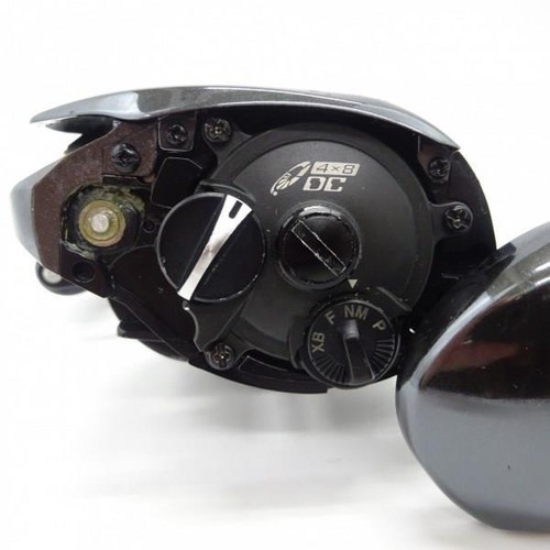 SHIMANO 18 Antares DCMD XG Right Baitcasting reel USED C - Picture 9 of 12