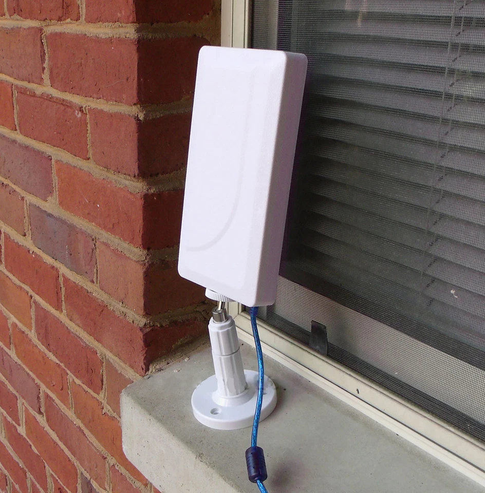 2000mW Indoor/Outdoor 2.4G Wi-Fi USB Adapter +10 dBi directional antenna RV/boat - Image 3 of 4