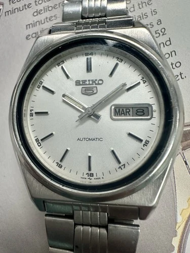 Vintage Seiko 5 Automatic 7009-876A  17j Day Date Mens Watch Silver Dial  JAPAN