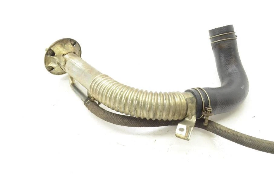 1982-1983 Datsun 280zx 2+0 Turbo MT Fuel Filler Neck Assembly Foto 3 de 4