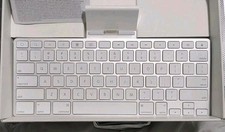 Apple iPad Keyboard Dock 1st 2nd 3rd Gen A1359 MC533LL/B New Open Box
