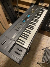 1987 Digital Wave Synthesizer ESQ1 with cartridge, and power cord Tested Works