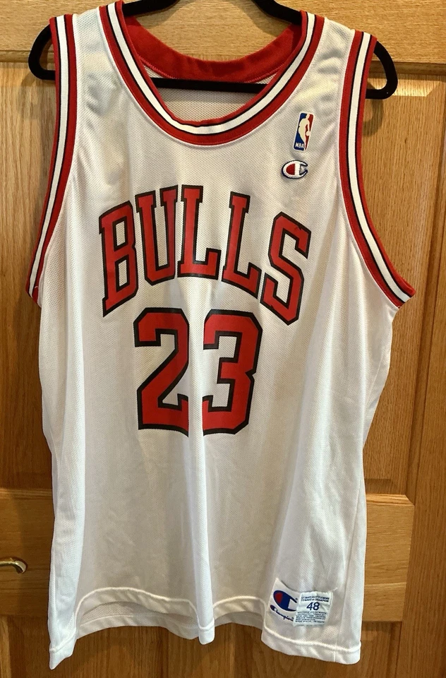 Camiseta deportiva vintage 1993 Michael Jordan Chicago Bulls malla blanca #23 campeón talla 44 Foto 3 de 4