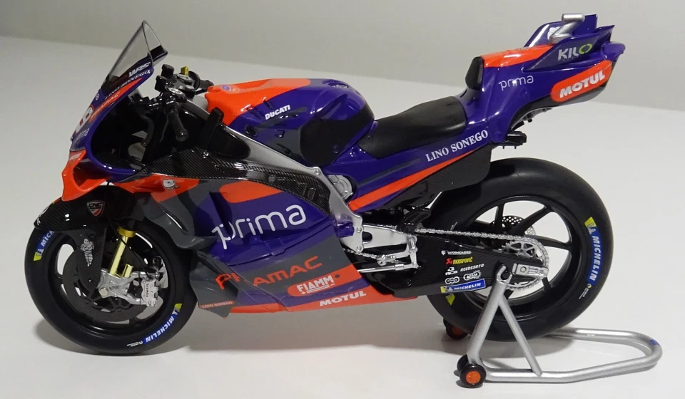 Ducati GP24 Franco Morbidelli #21 Prima Pramac Racing Kilo Works 1/12 - Immagine 4 di 4