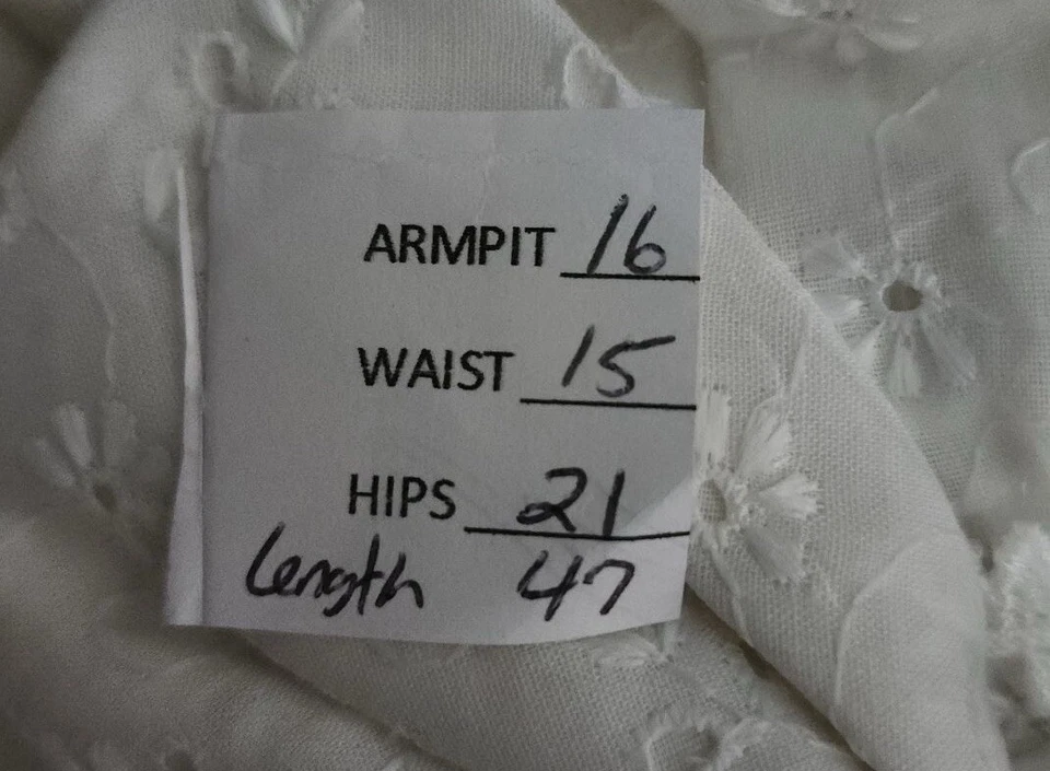 Vintage Women’s Dress Size XS White Eyelet Floral Romantic Edwardian Cottagecore - Image 2 of 4