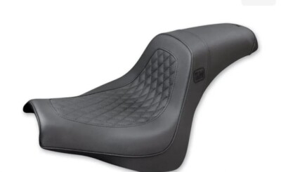 Saddlemen Speed Merchant Pro Series Seat for 2018-2023 Softail Fat 
