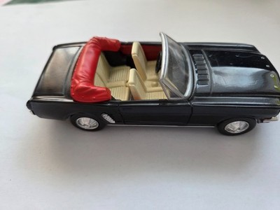 Mustang New Ray Pace car 1964 1:43 von 1997