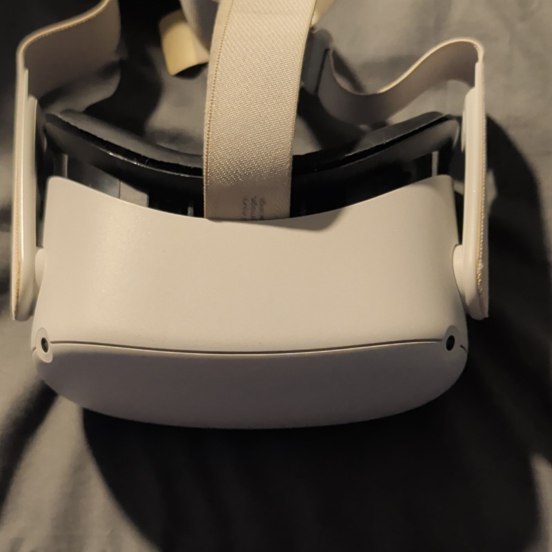 Meta Quest 2 Standalone VR Headset White 90Hz with Motion Controllers