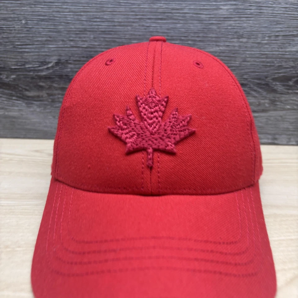 Roots Hat Cap Snap Back Red Canada Maple Leaf Embroidered Baseball Classic Mens - Image 2 of 4