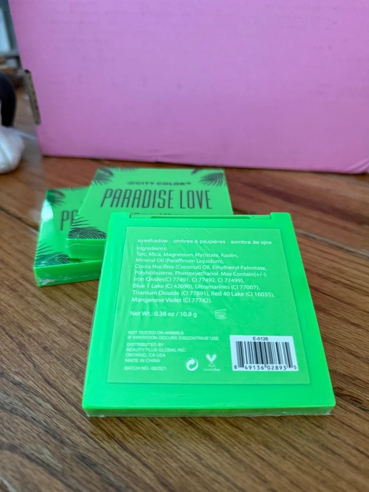 CITY COSMETICS PARADISE LOVE GREEN EYE SHADOW PALETTE BRAND NEW SEALED FREE SHIP - Image 2 of 4