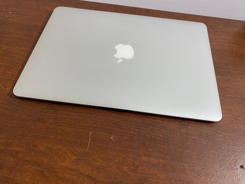 Ottimo Portatile Apple 13" MacBook Air, 250 SSD WOW PULITO E BELLO - Foto 3 di 12