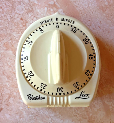 Vintage Robertshaw Lux Minute Minder Kitchen Timer WORKS