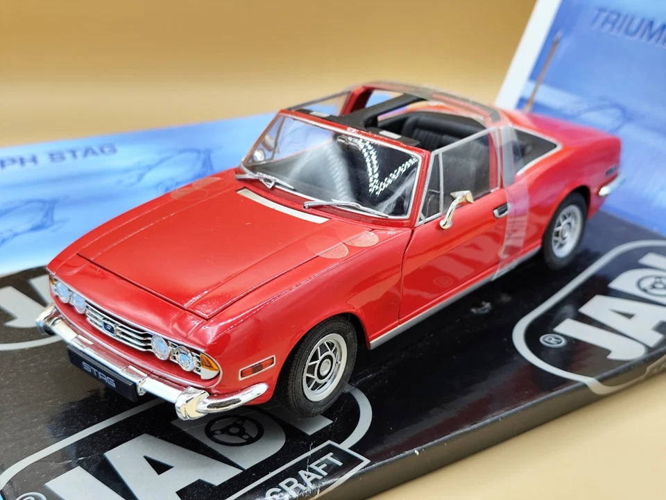 1/18 Triumph Stag Rouge 1970 Jadi Modelcraft ref: 98112 - Photo 2/4