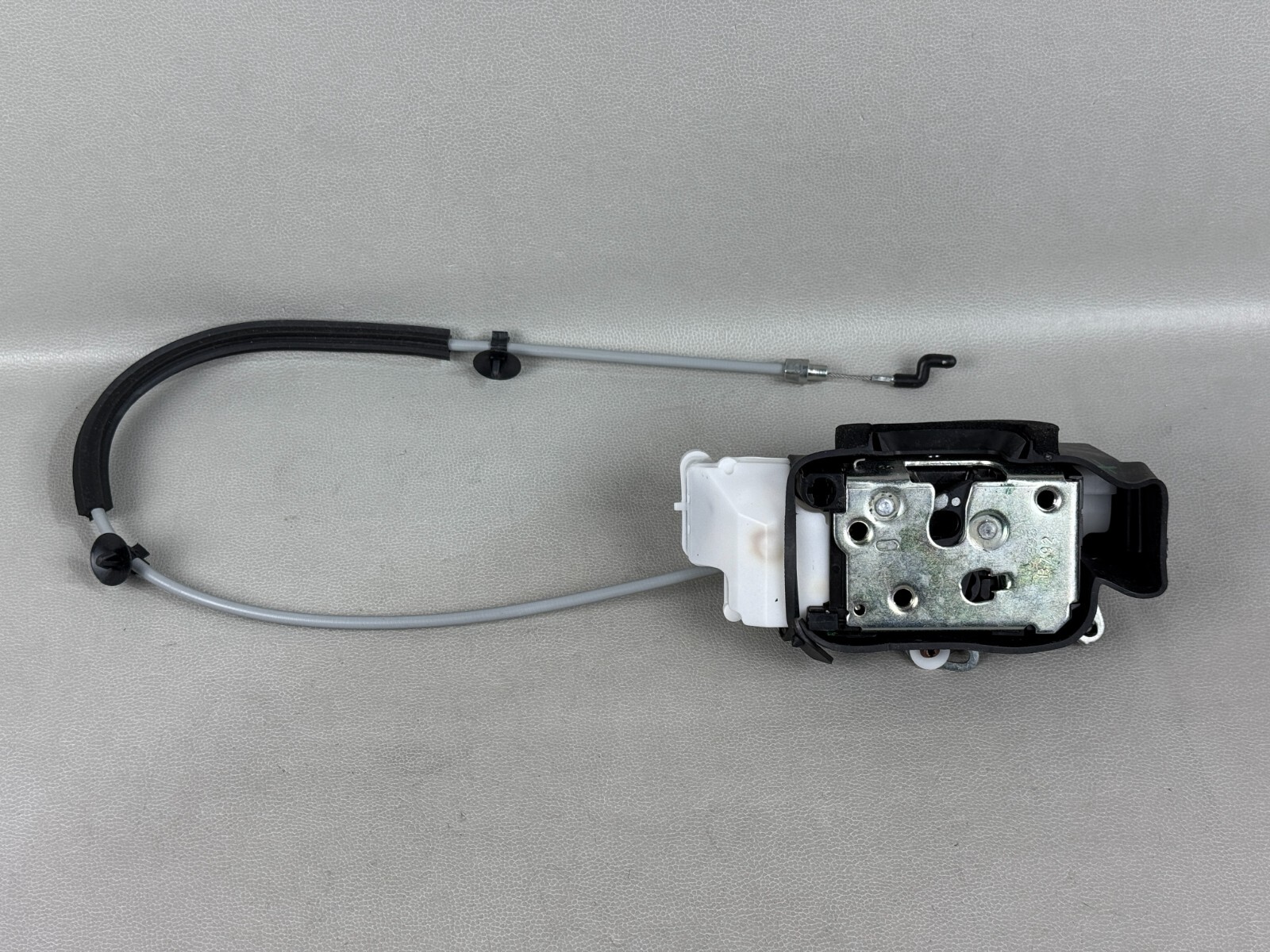 BRAND NEW! 2008-2019 MASERATI GRANTURISMO RIGHT DOOR LOCK LATCH ACTUATOR OEM
