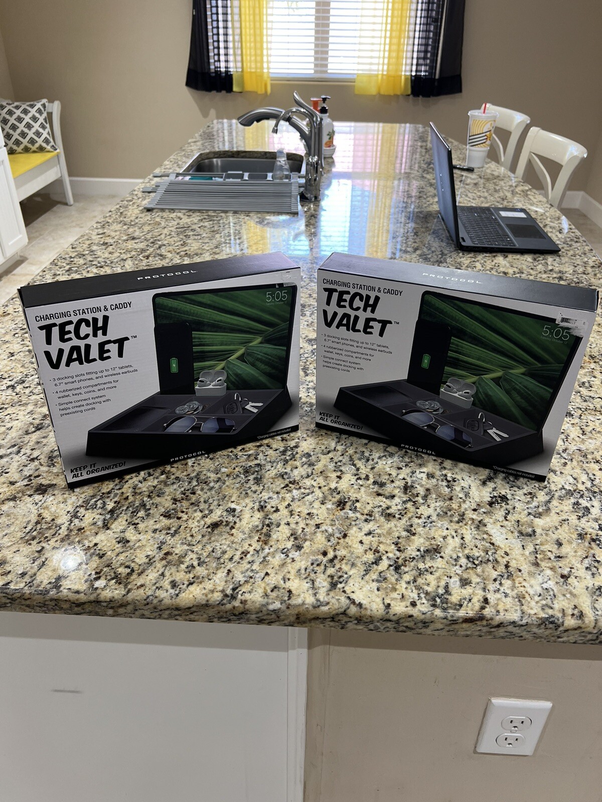Tech Valet Charging Station and Caddy Set of 2 Brand New-image