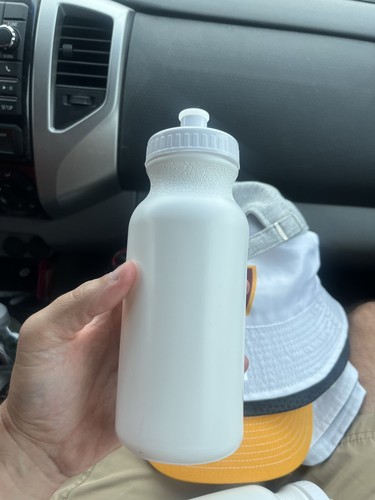 Washington Commanders Water Bottle New White with W Logo NFL Official Licensed - Picture 2 of 7
