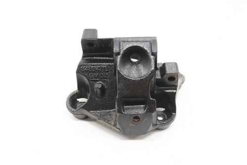 GMC SAVANA 3500 2021-2024 MOTOR 6,6 L MARCO IZQUIERDO SOPORTE MONTAJE OEM 84894713 - Imagen 1 de 10