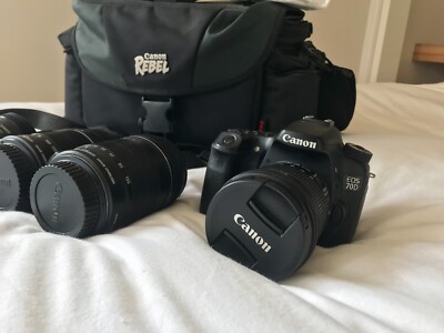 Canon EOS 70 D  MINT  Bundle for Sale