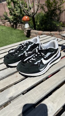 Size 5.5 - Nike sacai x VaporWaffle Black White 194499404071 Size 5.5 - Nike sacai x VaporWaffle Black White 194499404071