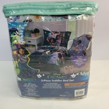 Disney Encanto 3-Pc. Toddler Bed Set Quilt, Pillowcase Fitted Bottom Sheet A5