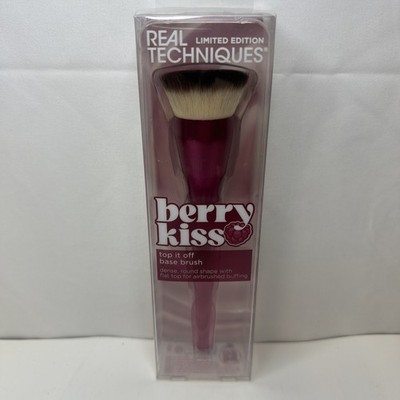 Real Techniques Berry Kiss Top It Off Base Makeup Brush Limited Edition - NIB