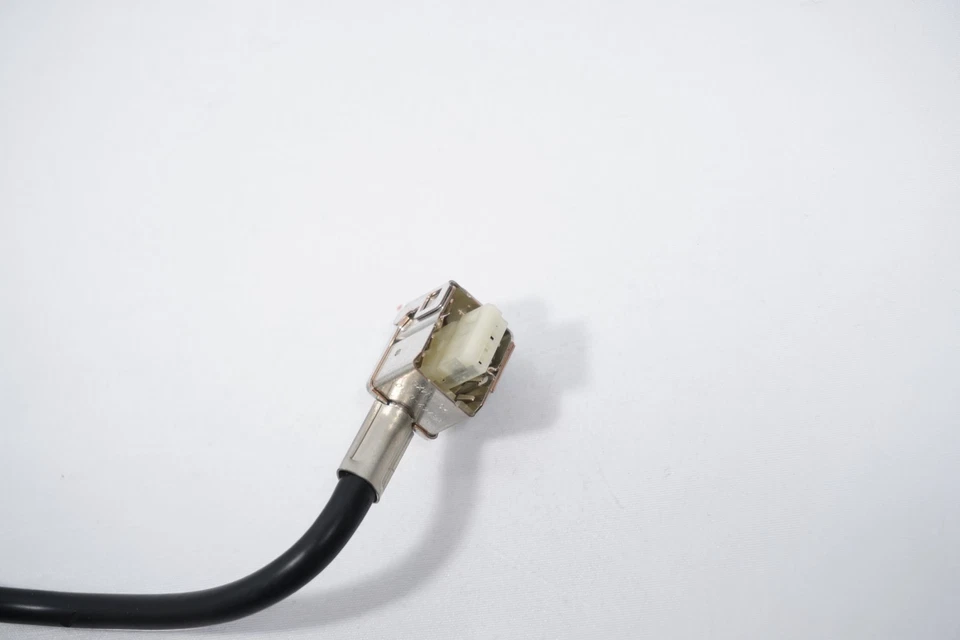 12-15 AUDI A6 S6 XENON HID HEADLIGHT IGNITER MODULE BULB CABLE WIRE - Image 2 of 4