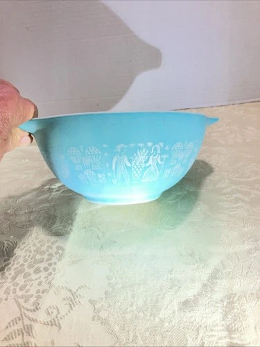 Pyrex Cinderella Mixing Bowl Amish Butterprint 442 Turquoise Blue Opal 1 1/2 Qrt