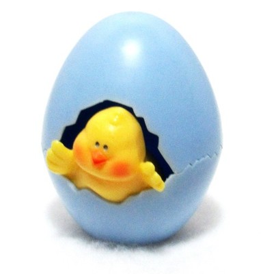 NEW 1987 HALLMARK Merry Miniature Chick/Egg Blue Egg w/Chick Peeking Out 2  Tall
