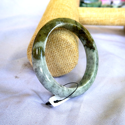 58mm Grade A Burmese Jade Bangle   Gray & Yellow-Green  Moss in Snow  Elegance