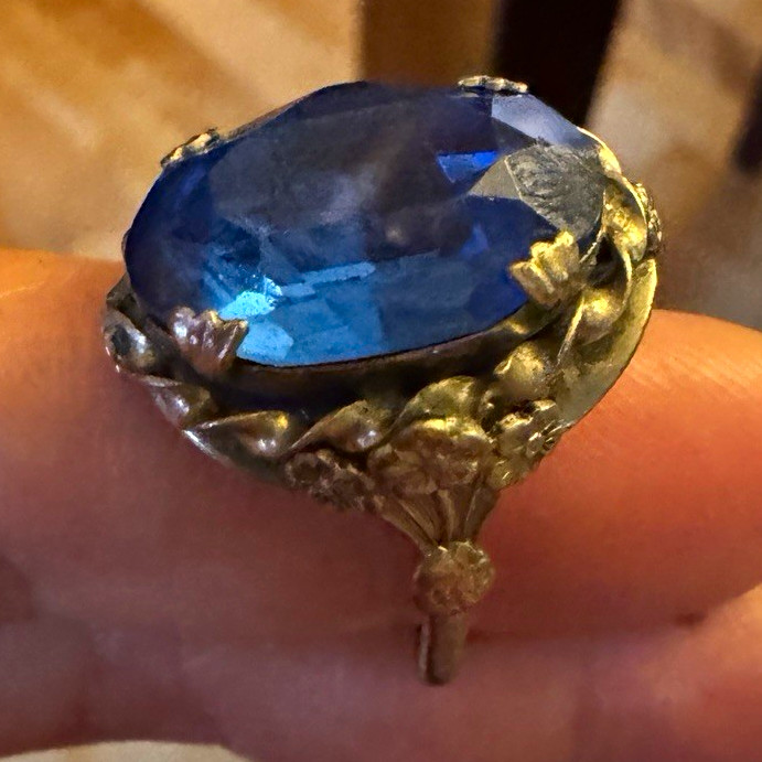 Oval Blue Stone Ring Silver Tone Prong Setting Size 7.5 Single Gemstone