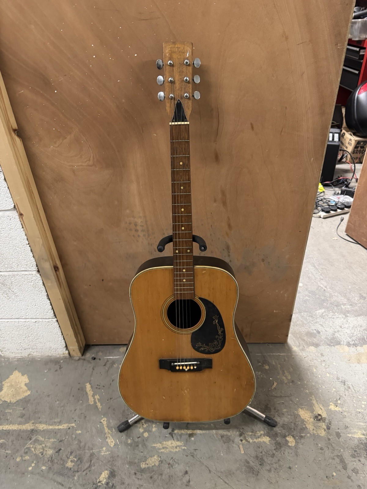 Shaftesbury 1970s MIJ Plastic-Back Dreadnought Acoustic Guitar ?? Black / Natural