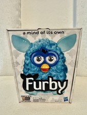 New SEALED Teal Blue Furby 2012 A Mind Of It’s Own Hasbro
