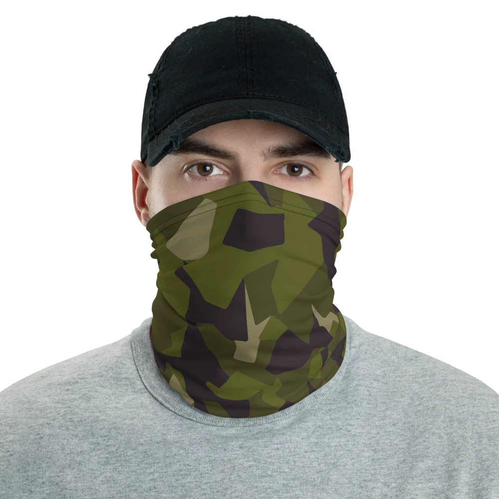 Swedish M90 Woodland Camouflage Neck Gaiter