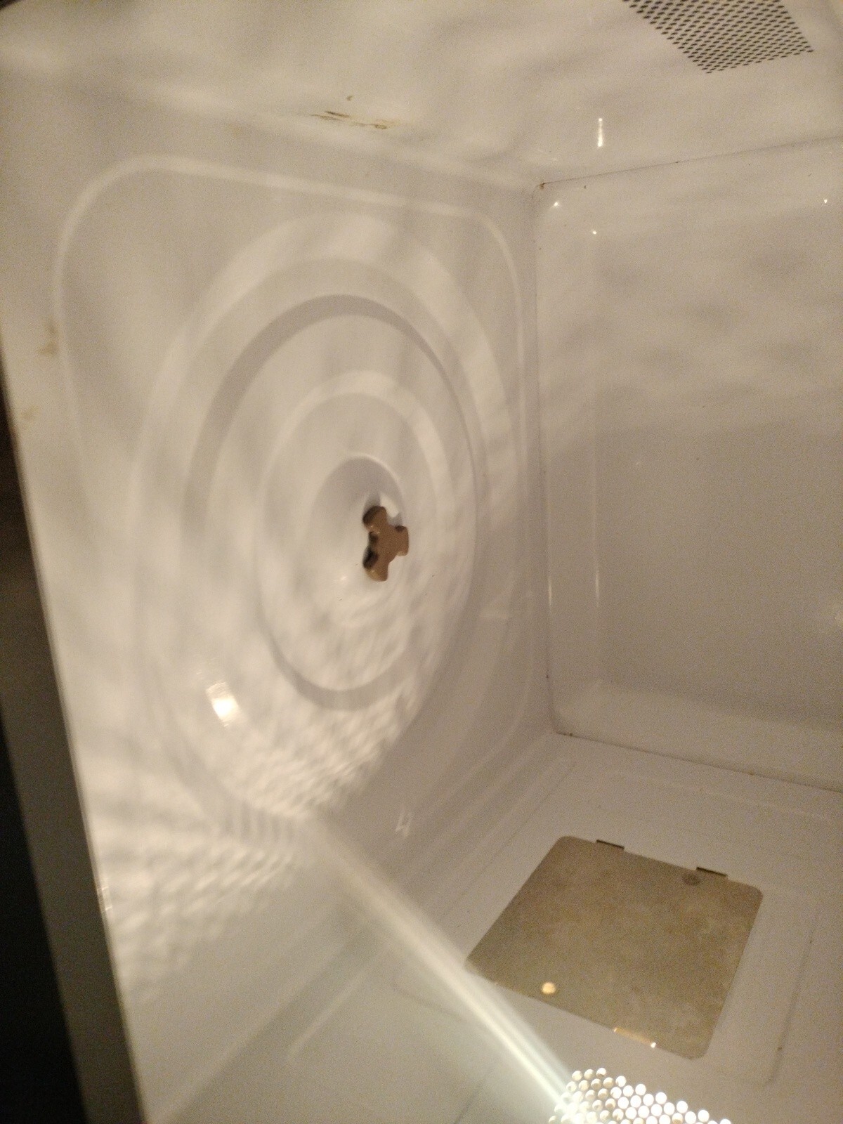 Hamilton Beach EM031M2ZCX1 1000W Countertop Microwave Oven