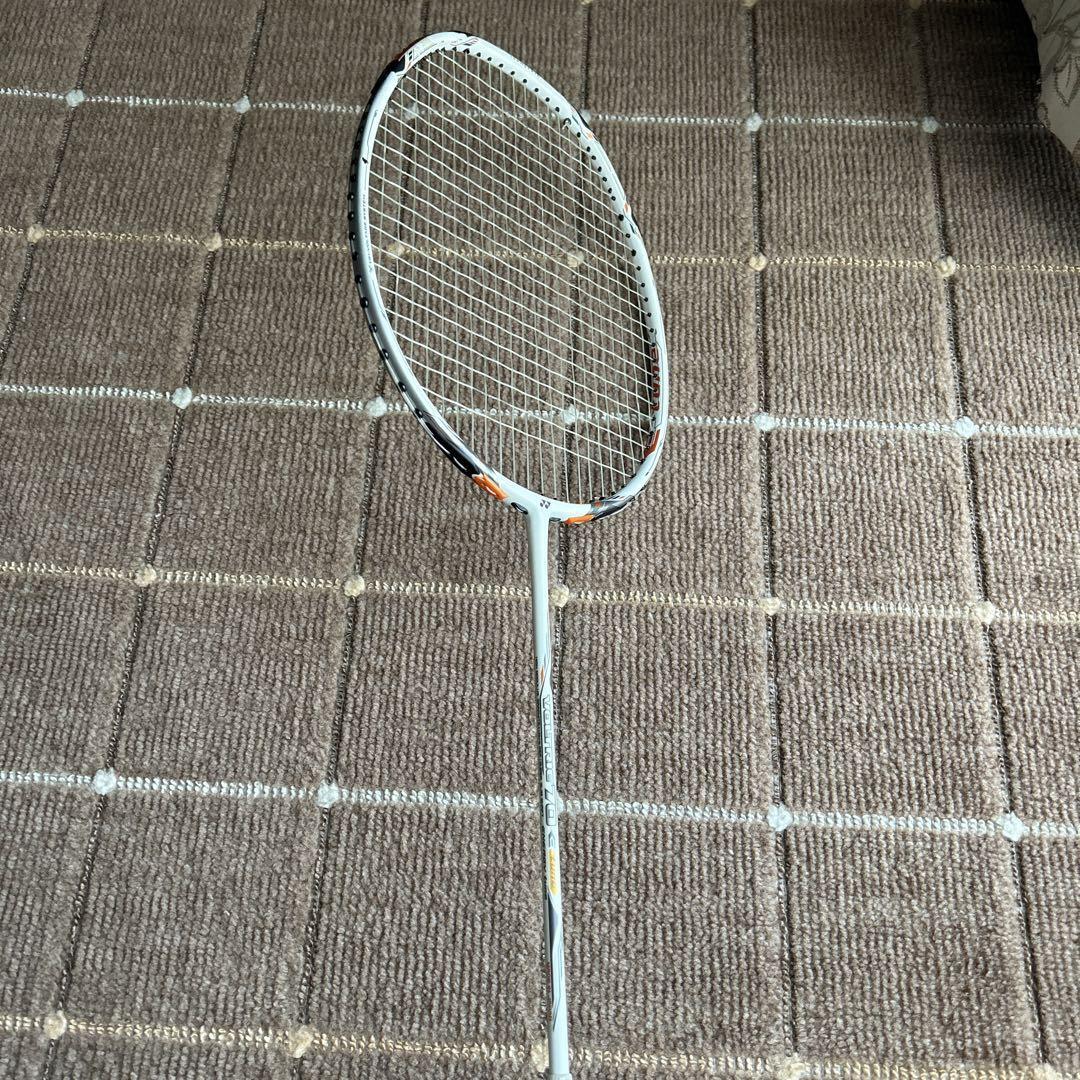美品　ヨネックスVOLTRIC 70E-tune 3UG5 Yonex Voltric 70E-Tune 3UG5 Badminton Racquet | eBay