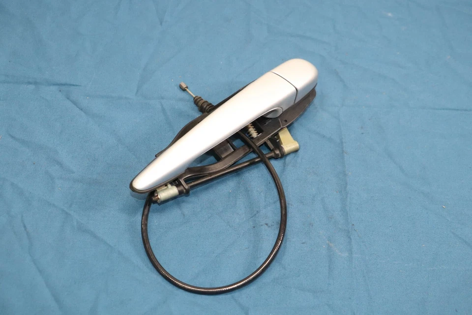 Manija de puerta exterior delantera derecha E46 323i 325i 330i M3 2000-2006 OEM Foto 2 de 4