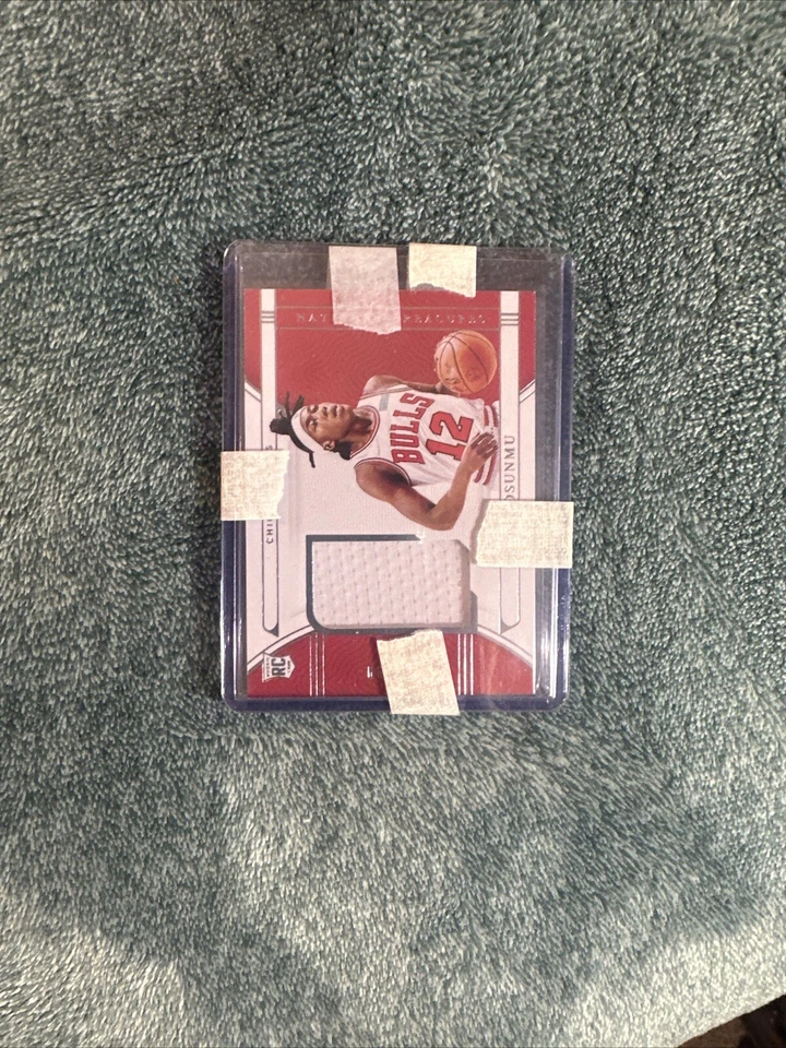 2021-22  AYO DOSUNMU 71/99 JERSEY PANINI NATIONAL TREASURES ROOKIE RC - Image 2 of 3