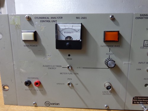 Varian 981-2745 Electron Gun Control Unit 981-2601 Cylindrical Analyzer Device - Picture 6 of 11