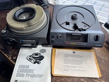Lot Of 2 Kodak Carousel 4600  Carousel 850 Slide Projectors Remote read Descrip