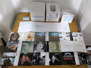 Lennon Signature Box | eBay