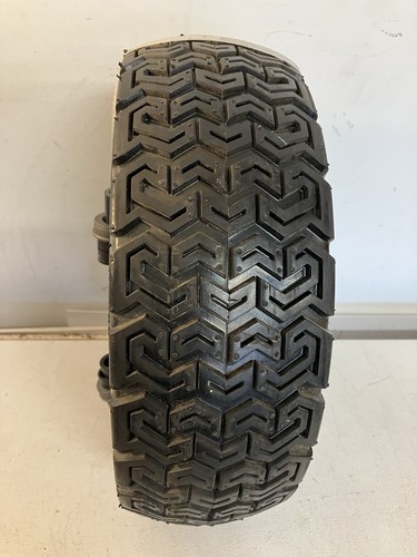 Gorilla 16" Universal Wheelbarrow Turf Tire Heavy-Duty Black GTT-16WB - Picture 3 of 4