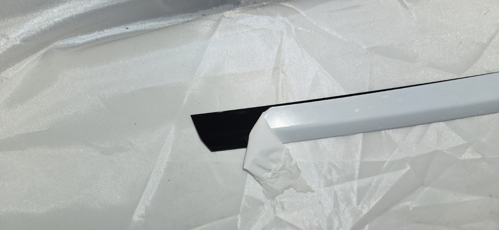 Aston Martin DB11 Rear Right Rubber molding