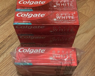 Colgate Optic White Stain Fighter Toothpaste, Fresh Mint Gel, 4.2 oz (LOT OF 8)