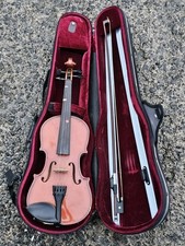 Stentor Conservatoire Violin 1/2 Outfit w Case 