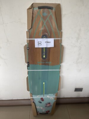 Liquid Force 2018 BUTTER STICK Wakeboard 140