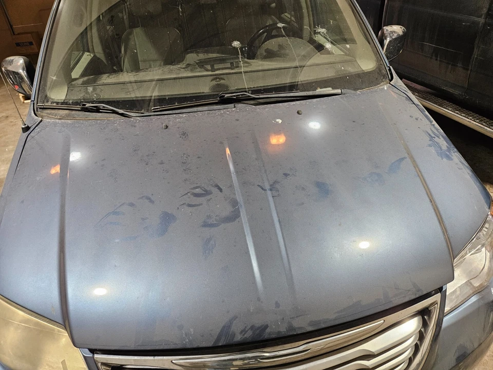 Se adapta a panel de capó Chrysler Town & Country 2011-2016 CH1230289 - Nuevo Foto 4 de 4