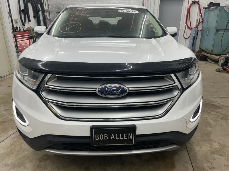 Ford Edge SEL 2017 panel de moldura de puerta trasera lado del pasajero Foto 2 de 4