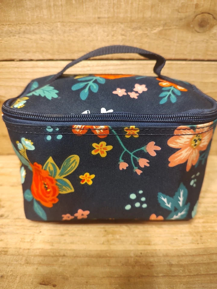 Bolsa de cosméticos N Gil de lona 4 1/2 pulgadas de alto 8 pulgadas de ancho Foto 2 de 4