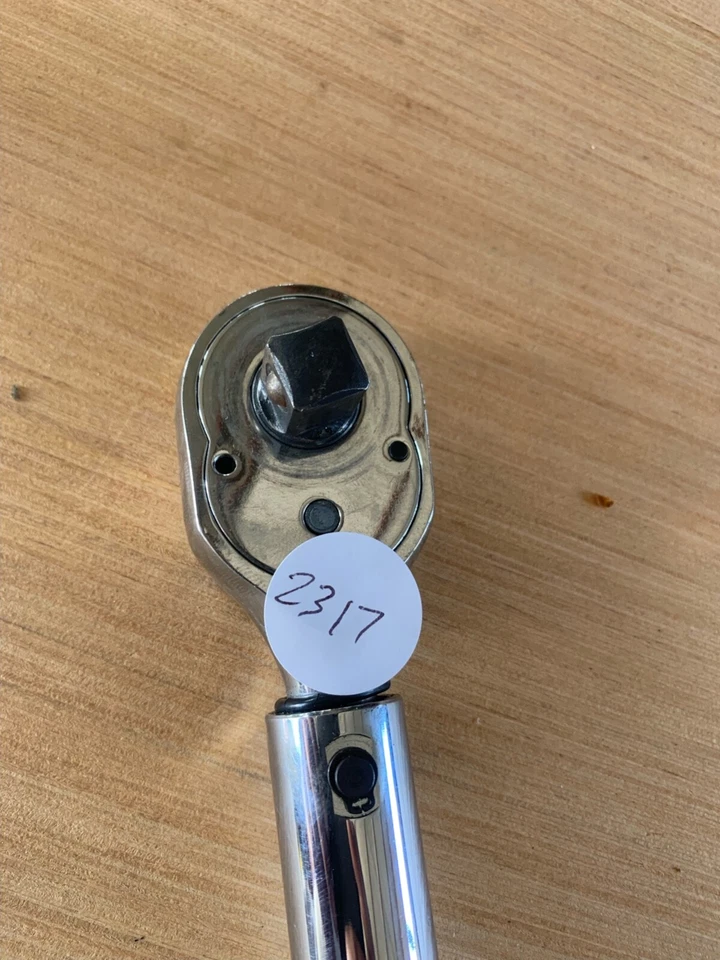 Kobalt Torque Wrench item No. 337334 - Image 4 of 4