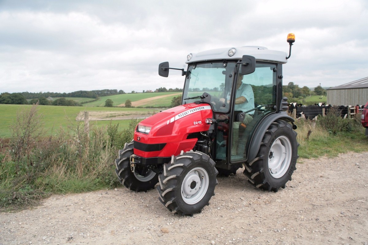 Manuel D'Atelier Pour Tracteur Massey Ferguson Série 4300 - Sur CD - Neuf - Reproduction